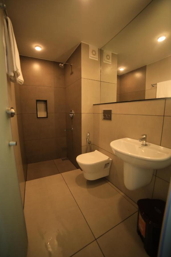 Hotel Bekal International Kasaragod Ngoại thất bức ảnh
