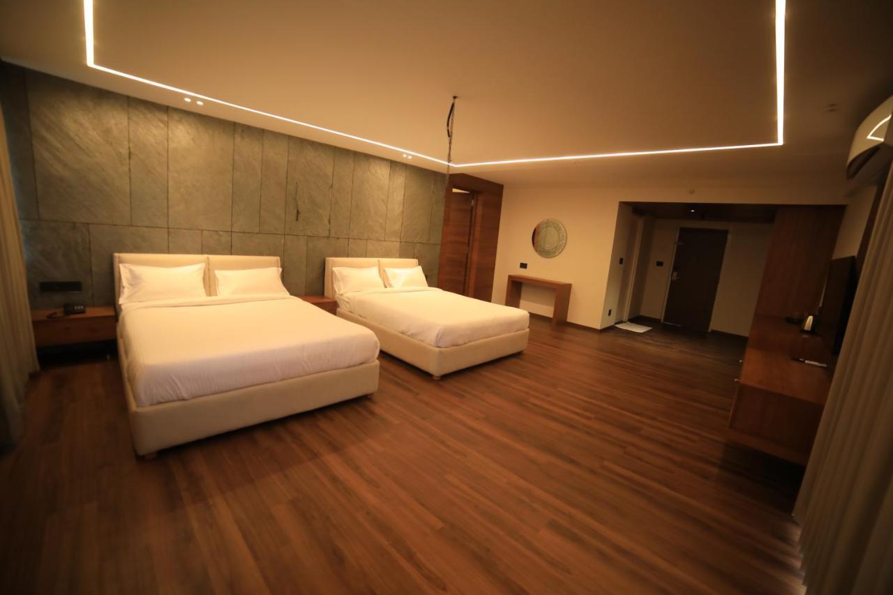 Hotel Bekal International Kasaragod Ngoại thất bức ảnh