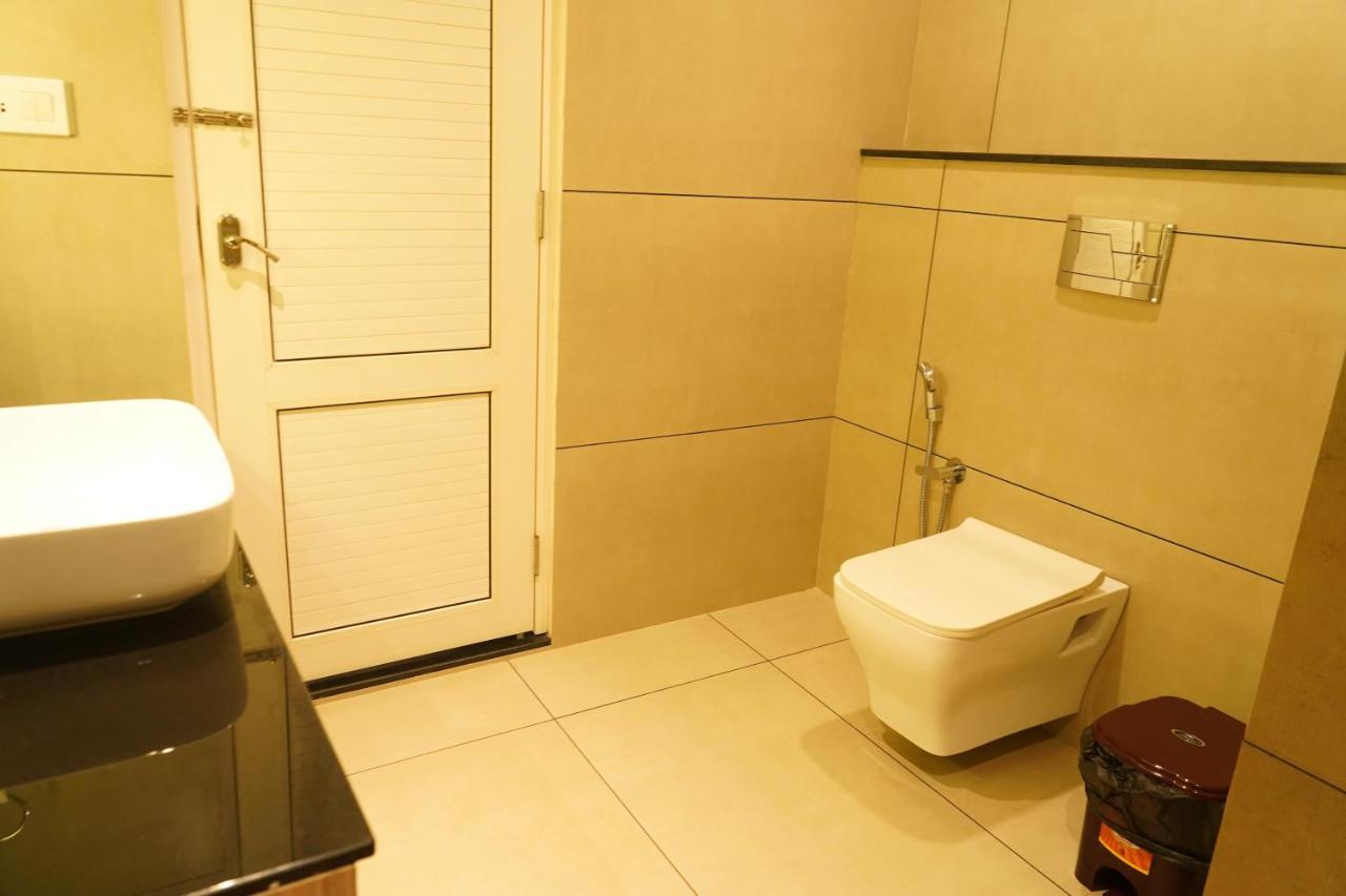 Hotel Bekal International Kasaragod Ngoại thất bức ảnh