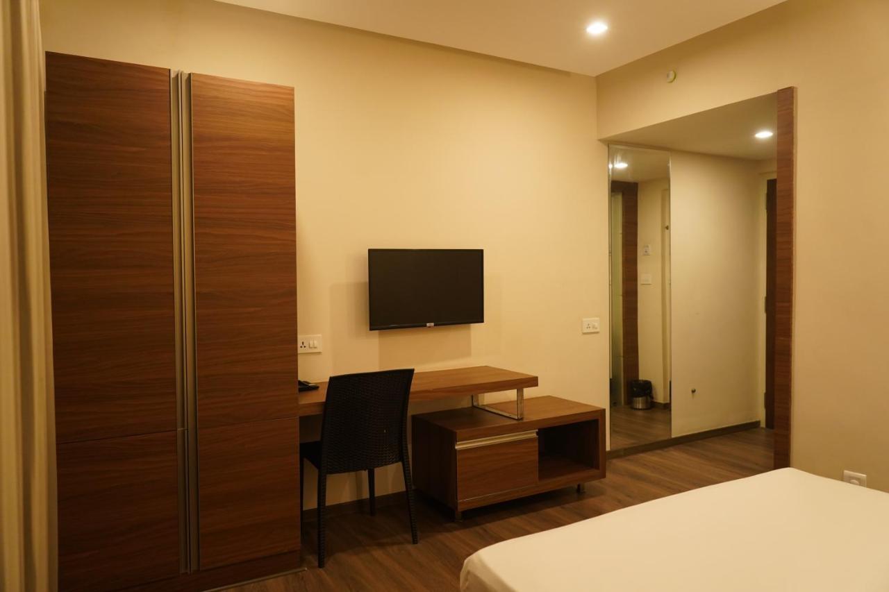 Hotel Bekal International Kasaragod Ngoại thất bức ảnh