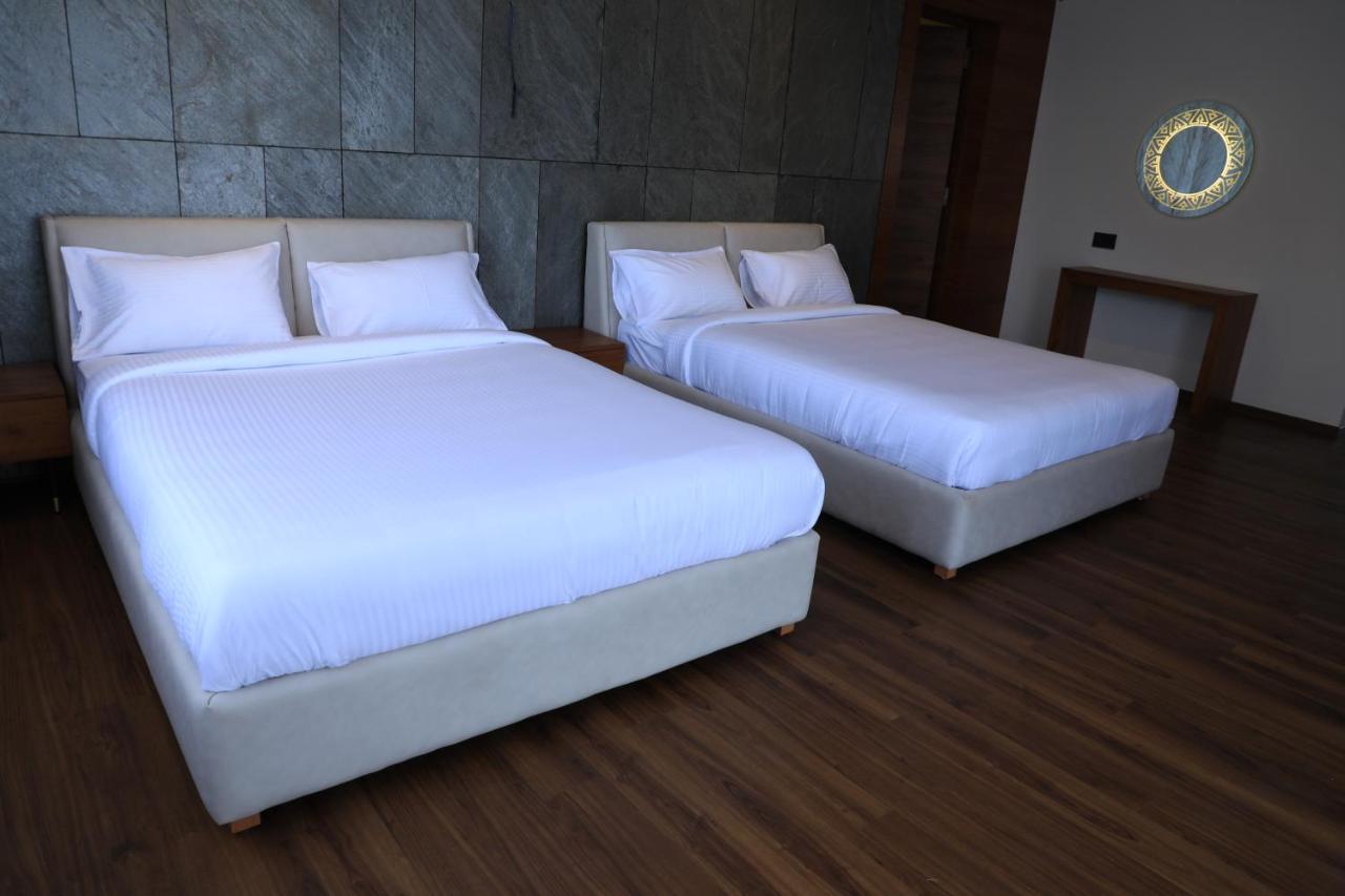 Hotel Bekal International Kasaragod Ngoại thất bức ảnh